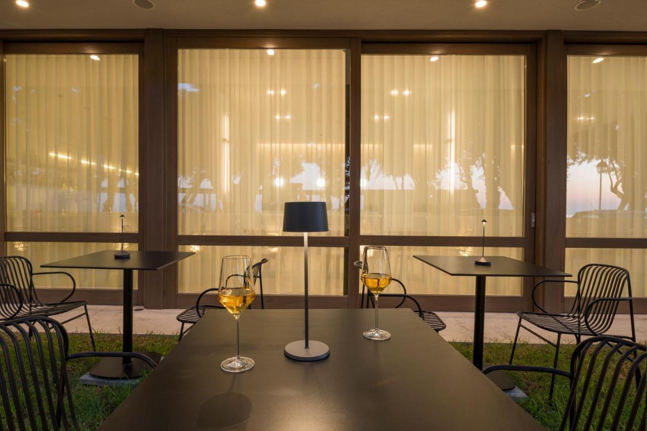 Sansal Boutique Hotel (Adults Only) Chrissi Akti Chania Exterior foto